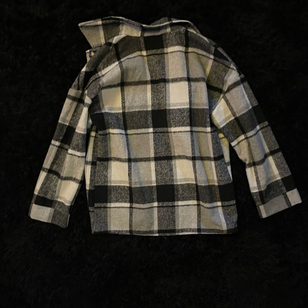 Plaid Jacket/Shacket - Picture 3 of 3